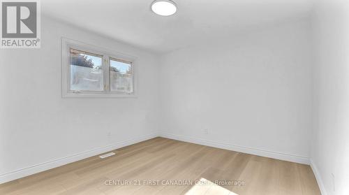 A - 48 Toulon Crescent, London, ON - Indoor Photo Showing Other Room