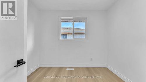 A - 48 Toulon Crescent, London, ON - Indoor Photo Showing Other Room