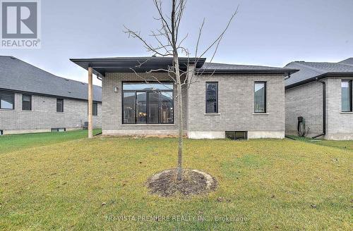 57 - 6990 Clayton Walk, London, ON - Outdoor