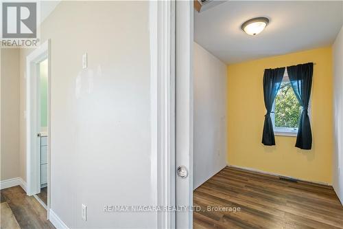 4032 Chippawa Parkway, Niagara Falls (Chippawa), ON - Indoor Photo Showing Other Room