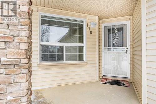 PORCH - 110 Saddlecrest Close Ne, Calgary, AB 