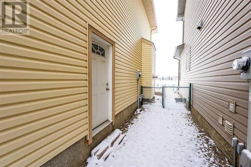 BASEMENT SIDE ENTRANCE - 110 Saddlecrest Close Ne, Calgary, AB 