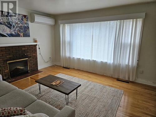 207 Pleasant Street, Truro, NS - Indoor Photo Showing Living Room With Fireplace