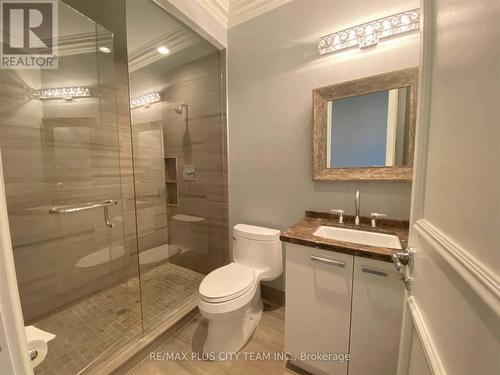 4701 - 311 Bay Street, Toronto, ON - Indoor Photo Showing Bathroom