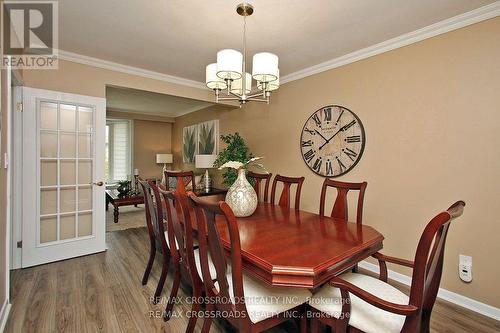 5 Independence Drive, Toronto, ON - Indoor Photo Showing Dining Room