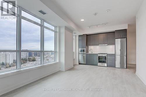 A1605 - 30 Upper Mall Way, Vaughan, ON - Indoor Photo Showing Kitchen