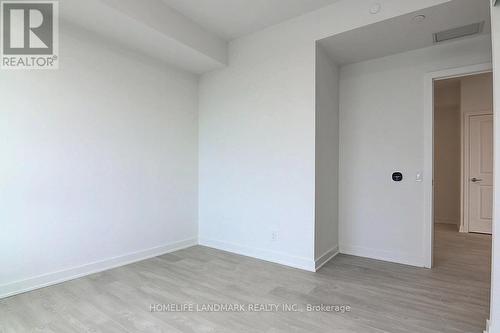 A1605 - 30 Upper Mall Way, Vaughan, ON - Indoor Photo Showing Other Room