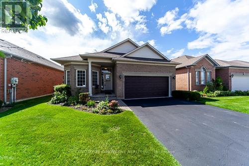 18 Faldo'S Flight, Whitchurch-Stouffville, ON - Outdoor With Facade