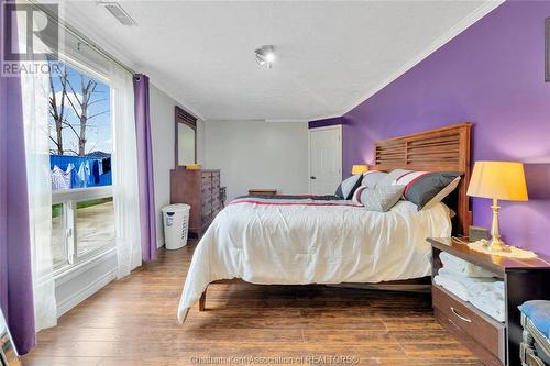 112 Victoria Street, Merlin, ON - Indoor Photo Showing Bedroom