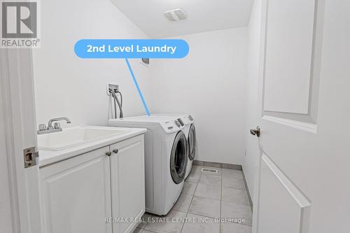 12 Heming Trail, Hamilton, ON - Indoor Photo Showing Laundry Room