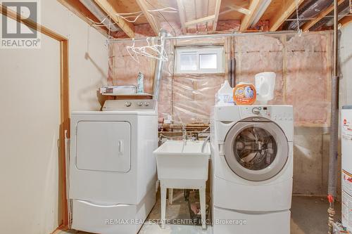 874 Shelborne Street, London, ON - Indoor Photo Showing Laundry Room