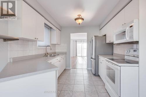 874 Shelborne Street, London, ON - Indoor Photo Showing Kitchen With Double Sink