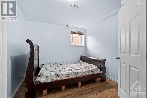 716 Summergaze Street, Ottawa, ON - Indoor Photo Showing Bedroom