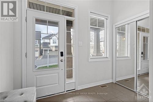 716 Summergaze Street, Ottawa, ON - Indoor Photo Showing Other Room