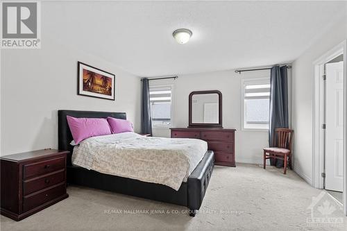 716 Summergaze Street, Ottawa, ON - Indoor Photo Showing Bedroom