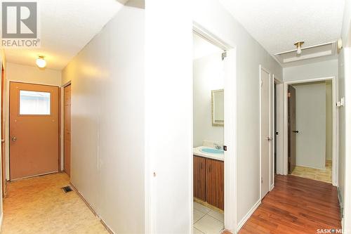 58 Hooper Bay, Regina, SK - Indoor Photo Showing Other Room