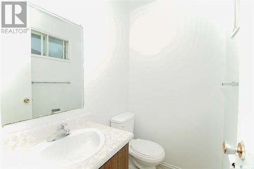 58 Hooper Bay, Regina, SK - Indoor Photo Showing Bathroom