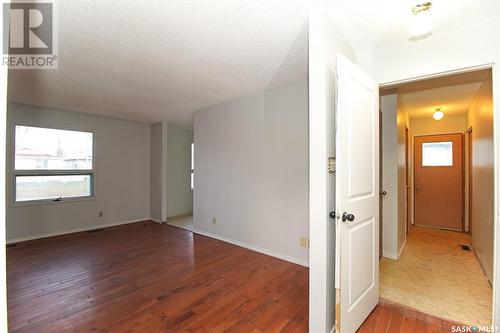 58 Hooper Bay, Regina, SK - Indoor Photo Showing Other Room