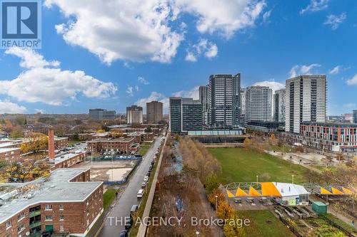 1105 - 260 Sackville Street, Toronto, ON - Outdoor With View