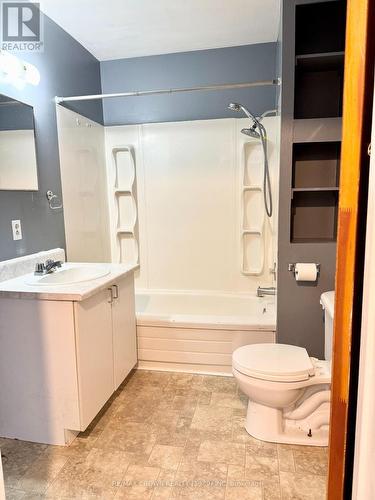 13 Brock Crescent, Kapuskasing, ON - Indoor Photo Showing Bathroom