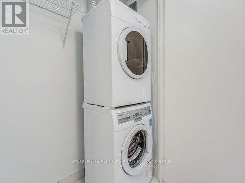 5115 - 181 Dundas Street E, Toronto, ON - Indoor Photo Showing Laundry Room