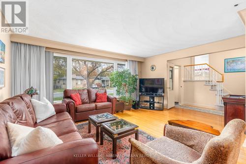 103 Holcolm Road, Toronto, ON - Indoor Photo Showing Living Room