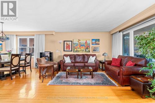 103 Holcolm Road, Toronto, ON - Indoor Photo Showing Living Room