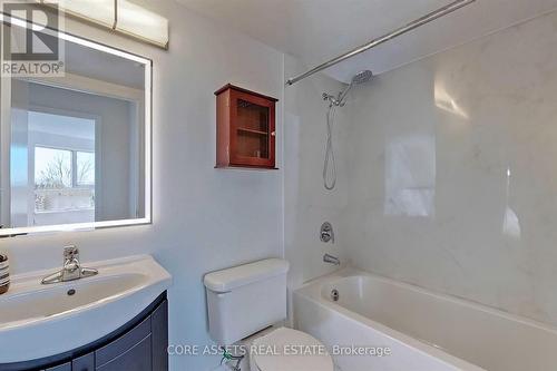 501 - 650 Lawrence Avenue W, Toronto, ON - Indoor Photo Showing Bathroom