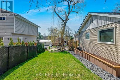 8 Valley Road, Whitchurch-Stouffville, ON - Outdoor