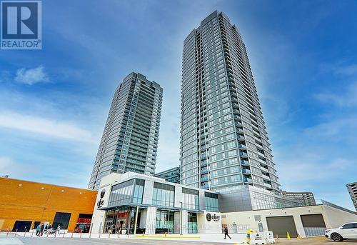 A1606 - 30 Upper Mall Way, Vaughan, ON - Outdoor