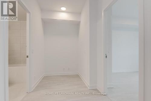 A1606 - 30 Upper Mall Way, Vaughan, ON -  Photo Showing Other Room