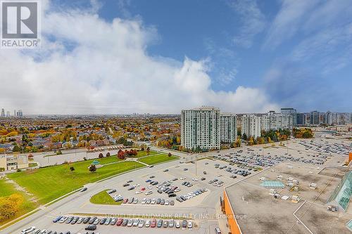 A1606 - 30 Upper Mall Way, Vaughan, ON - Outdoor With View