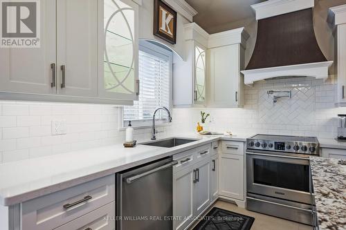 91 Biscayne Crescent, Orangeville, ON - Indoor Photo Showing Kitchen With Upgraded Kitchen