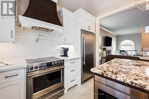 91 Biscayne Crescent, Orangeville, ON - Indoor Photo Showing Kitchen With Upgraded Kitchen