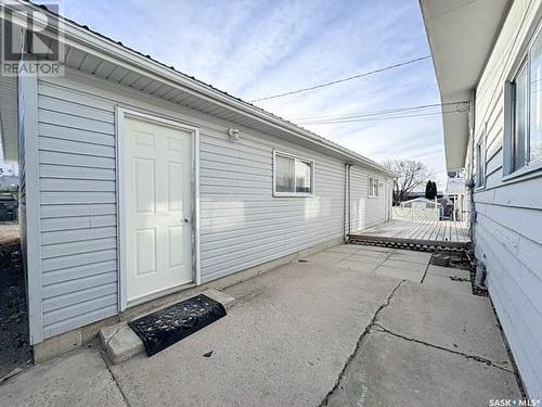 251&255 17Th Avenue Ne, Swift Current, SK - Outdoor With Exterior