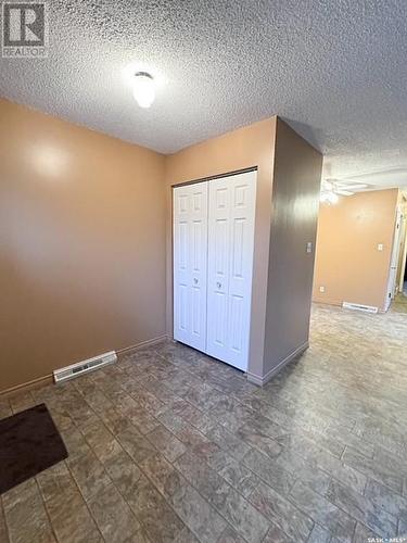 251&255 17Th Avenue Ne, Swift Current, SK - Indoor Photo Showing Other Room