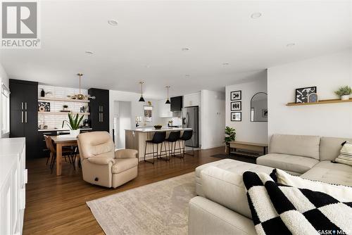 3626 Anson Street, Regina, SK - Indoor Photo Showing Living Room