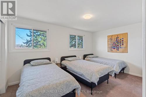 1940 Wagg Road, Niagara-On-The-Lake (102 - Lakeshore), ON - Indoor Photo Showing Bedroom