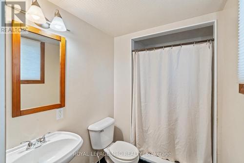 1940 Wagg Road, Niagara-On-The-Lake (102 - Lakeshore), ON - Indoor Photo Showing Bathroom