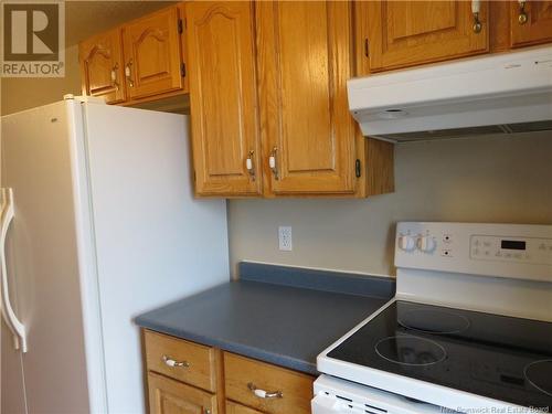 11 Longview Court, Saint John, NB - Indoor Photo Showing Kitchen