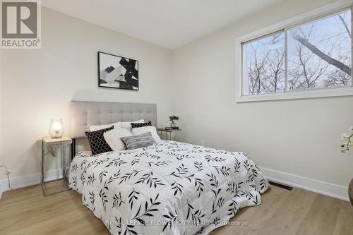 191 Boullee Street, London, ON - Indoor Photo Showing Bedroom