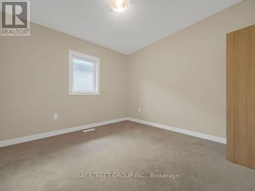 411 Barker Parkway W, Thorold, ON - Indoor Photo Showing Other Room