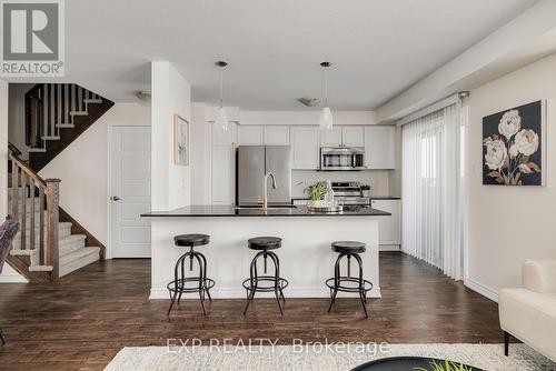 577 Goldenrod Lane, Kitchener, ON - Indoor Photo Showing Other Room