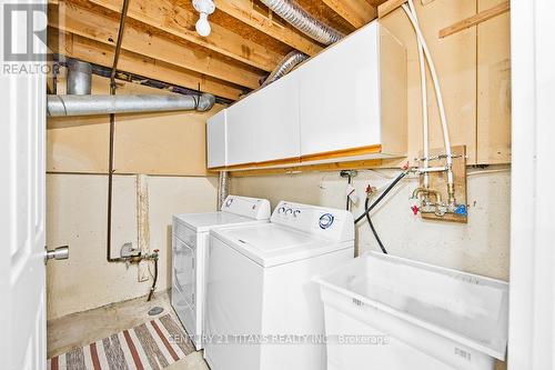 154 Iroquois Avenue, Oshawa, ON - Indoor Photo Showing Laundry Room