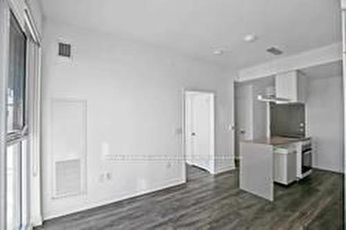 3704-15 Lower Jarvis St, Toronto, ON - Indoor