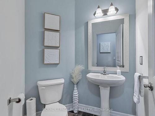 62 Cemetery Rd, Uxbridge, ON - Indoor Photo Showing Bathroom