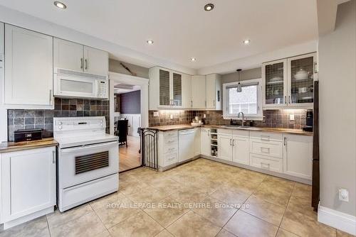 45 West St, Brampton, ON - Indoor Photo Showing Kitchen