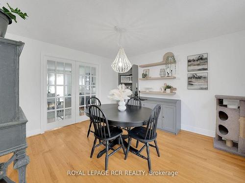 8 Grace Crt, Caledon, ON - Indoor Photo Showing Dining Room