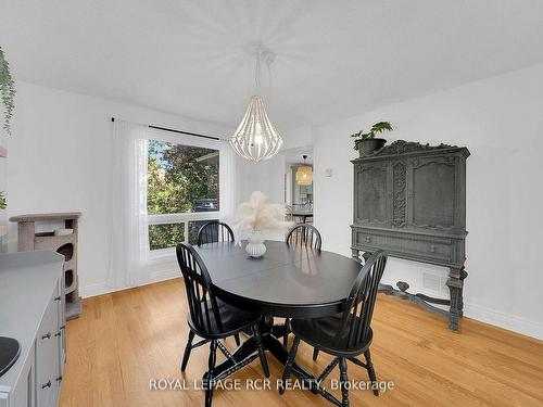 8 Grace Crt, Caledon, ON - Indoor Photo Showing Dining Room