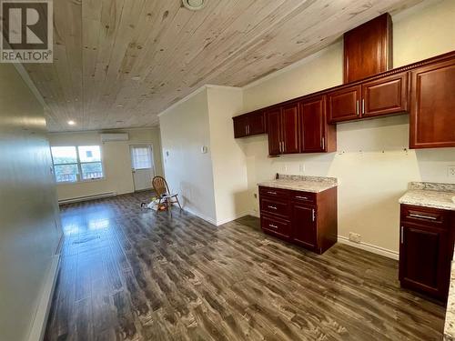 40 Hawco’S Crescent, Chapel’S Cove, NL - Indoor Photo Showing Kitchen